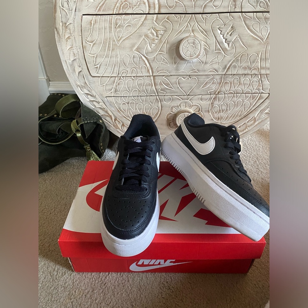 Nike Court Vision Alta